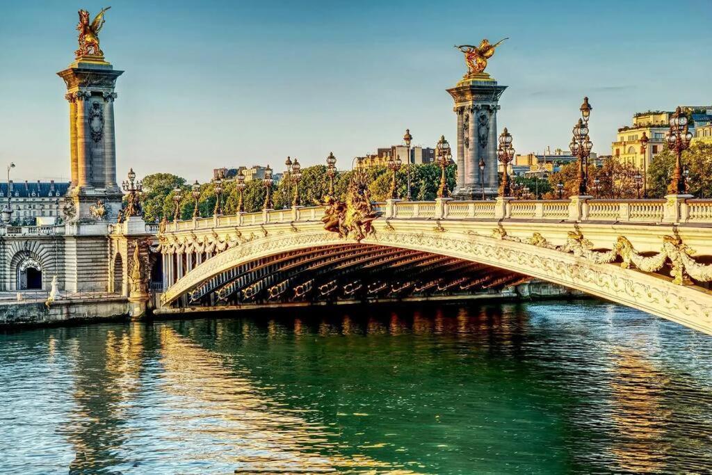شقة Iconic Location Only 500 Meters To The Louvre باريس المظهر الخارجي الصورة